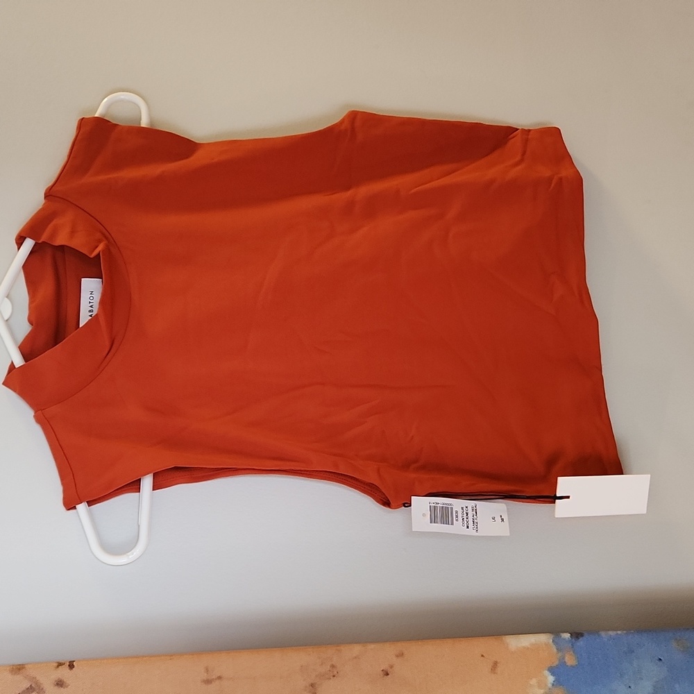 BNWT Babaton Sculpting Tank